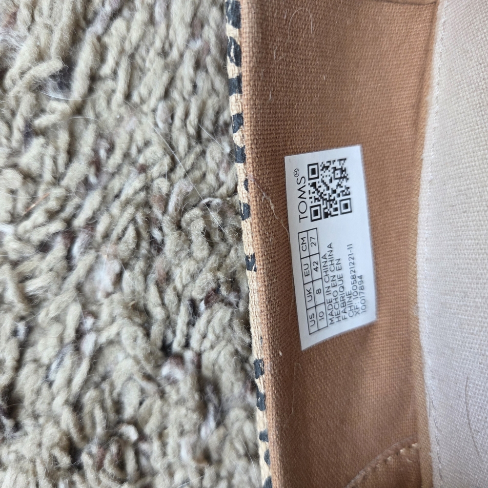 TOMS Women's Leopard Print Shoes - Picture 3 of 5